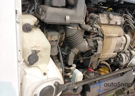 1995 Buick Park Avenue Ultra from USA, damaged, VIN 1G4CU5210SH660110